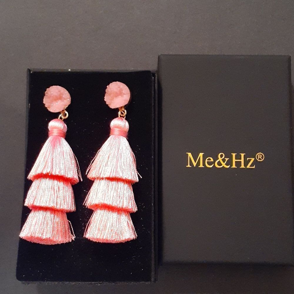 New Me&Hz Layered‎ Hot Pink Tassel Earrings New In Box